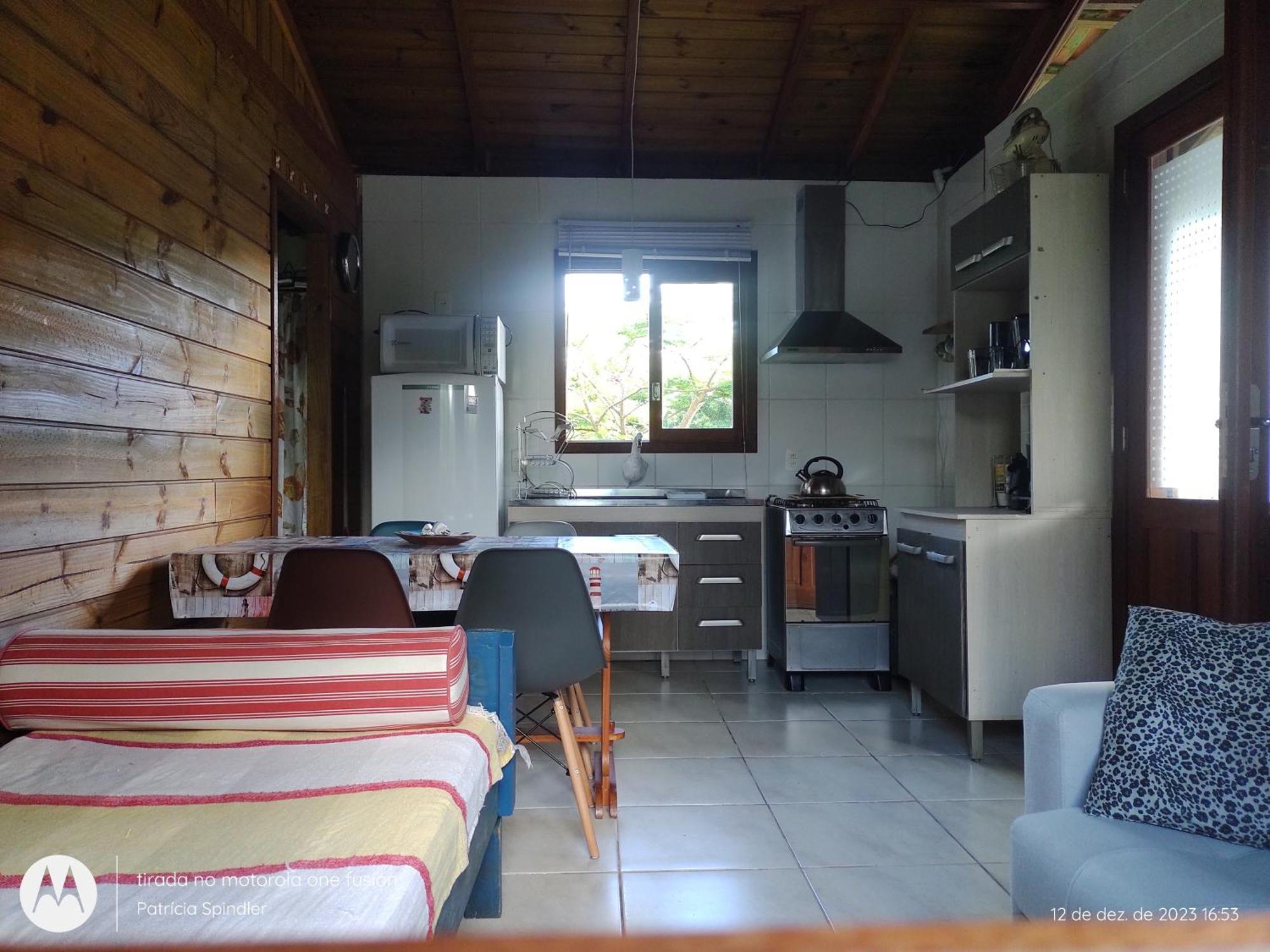 Bangalo Kontiki Chalet *